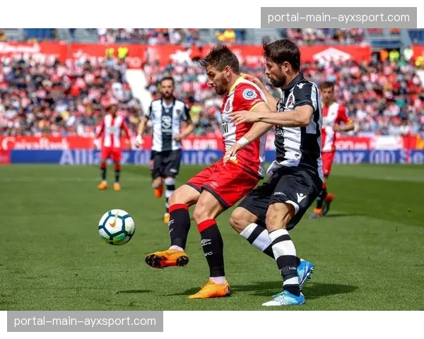 评论:欧冠席位争夺陷入白热化,赫罗纳、毕巴、皇家社会谁将掉队? 评论:欧冠席位争夺陷入白热化,赫罗纳、毕巴、皇家社会谁将掉队?